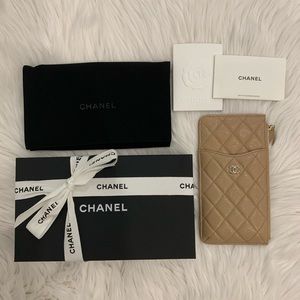 Chanel Caviar Wallet Card Phone Holder Zip Pouch